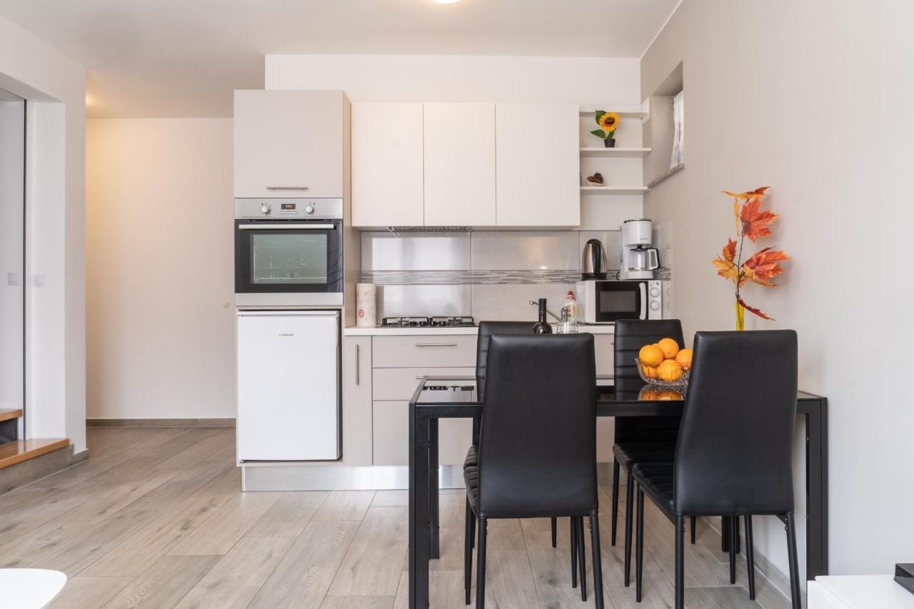Ferienwohnung Tomi Pula Exterior foto