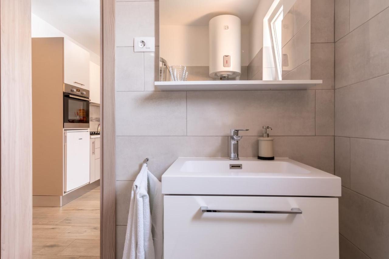 Ferienwohnung Tomi Pula Exterior foto
